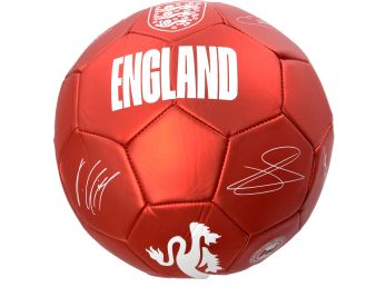 England Phantom Signature Ball Red