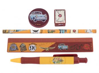 Harry Potter Hogwarts Essential Stationery Set