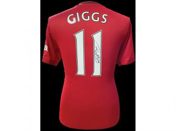 Manchester United FC Giggs Signed Framed Shirts