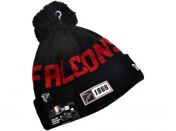 New Era Atlanta Falcons On Field NFL Knitted Bobble Hat