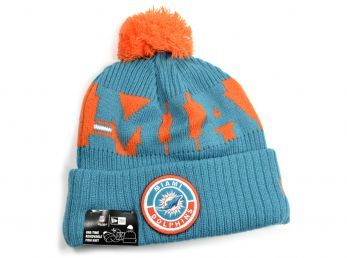 New Era Miami Dolphins On Field NFL Knitted Bobble Hat