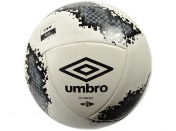 Umbro Swerve Fifa Basic Football White Black