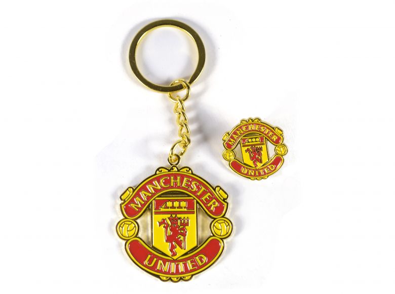 Manchester United Crest Keyring and Badge Set