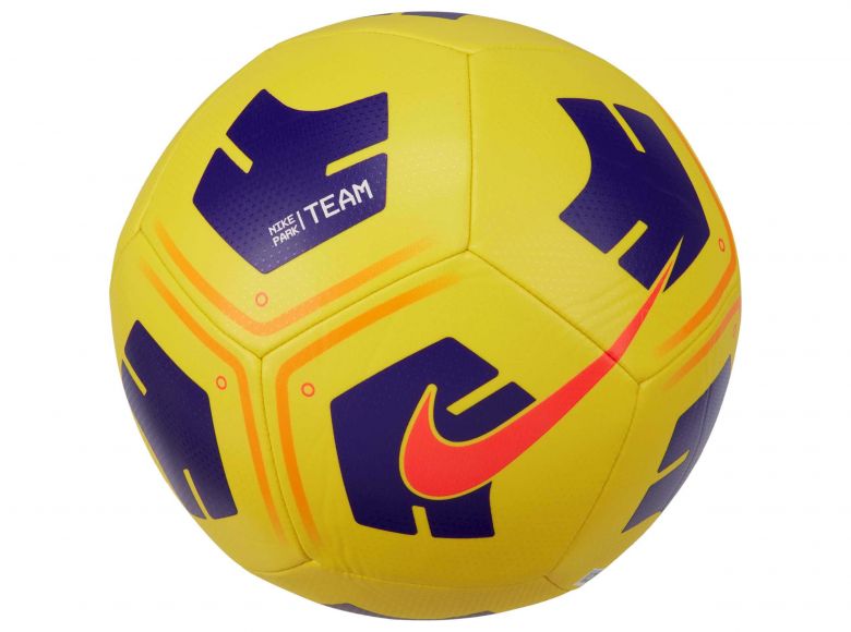 Nike Park Football Yellow