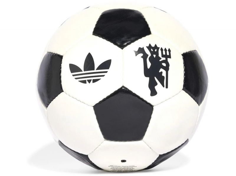 adidas Originals Man UTD Club Devil Football White Black Carbon Size 5