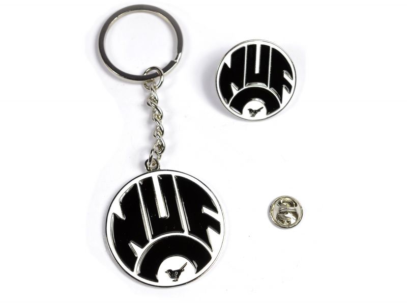 Newcastle United Retro NUF Keyring and Badge Set